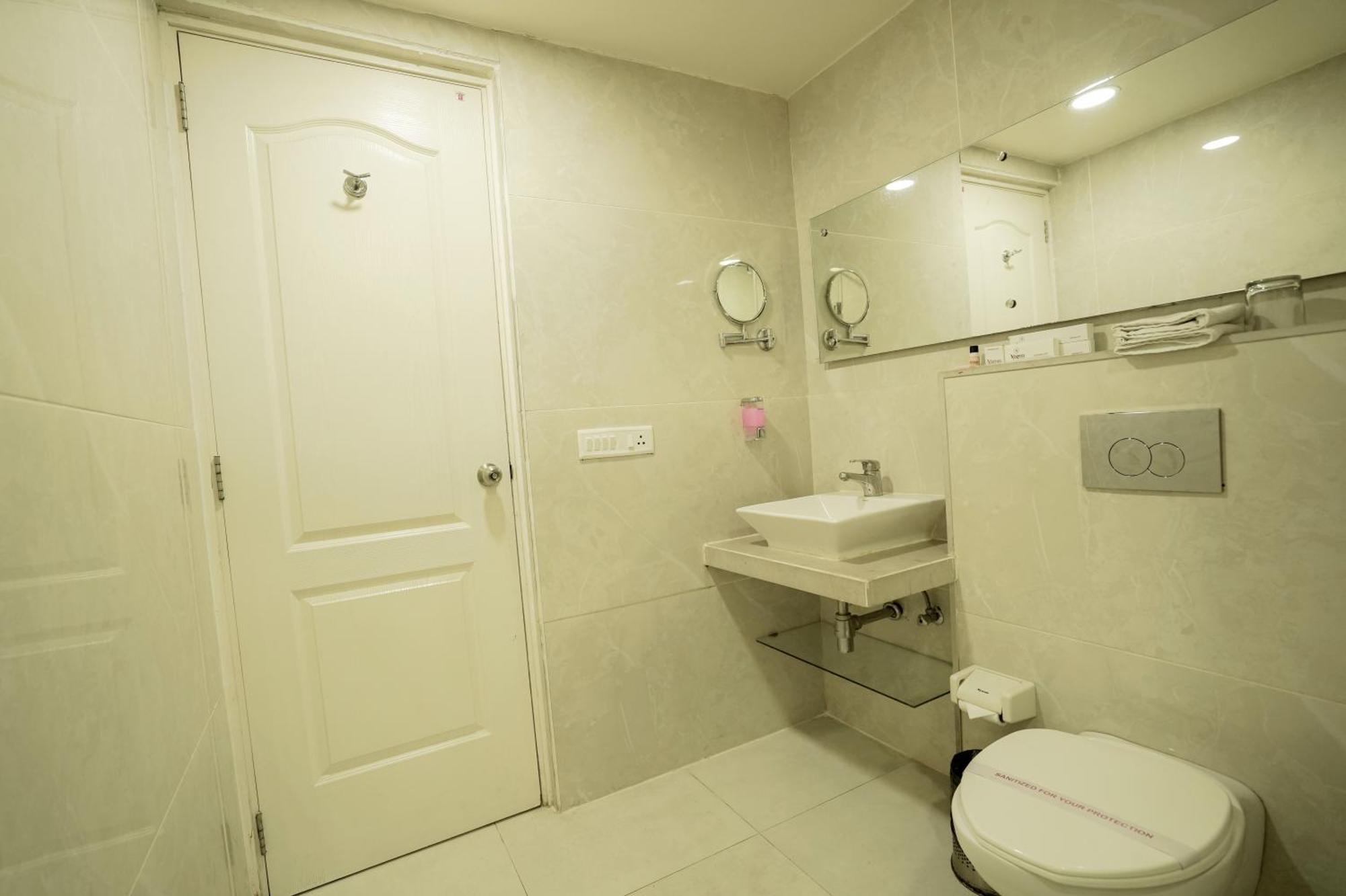 Cygnett Lite Grand, Jaipur Hotel Exterior photo